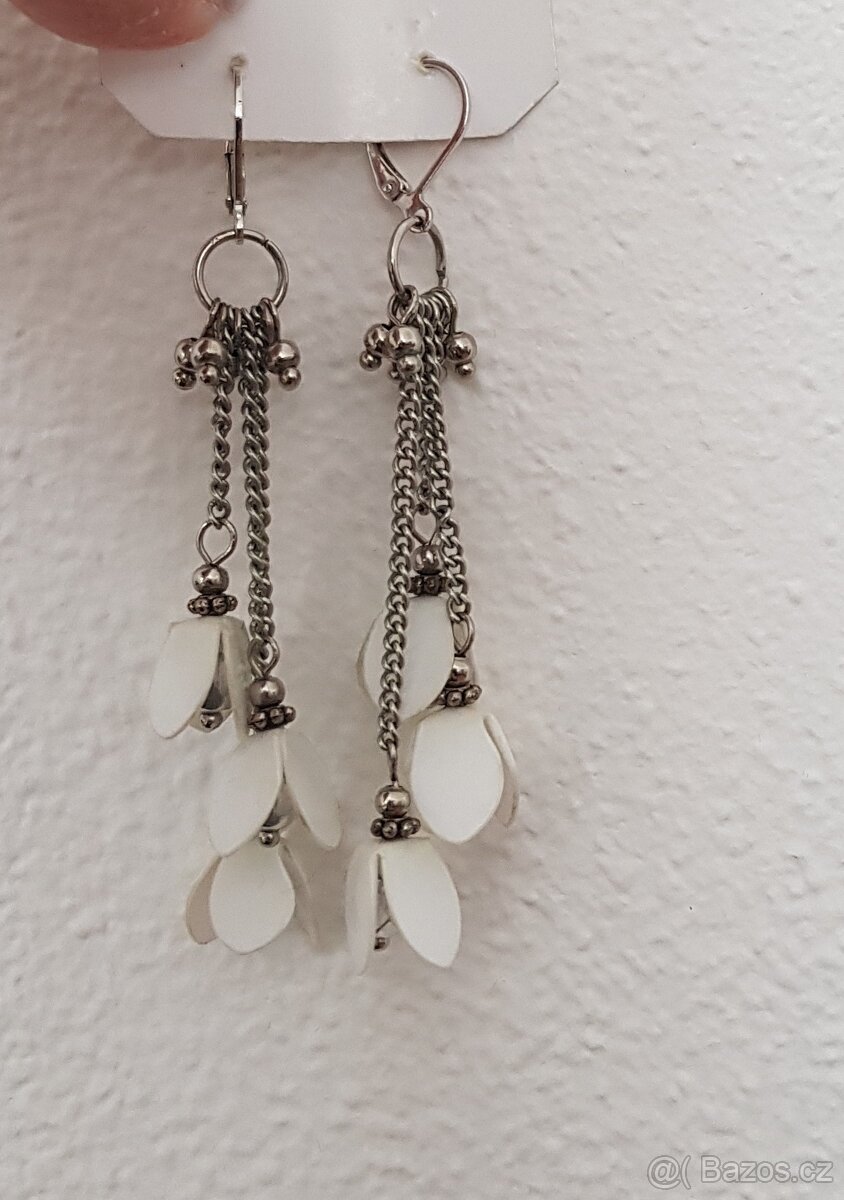 Bílo-stříbrné náušnice - 5