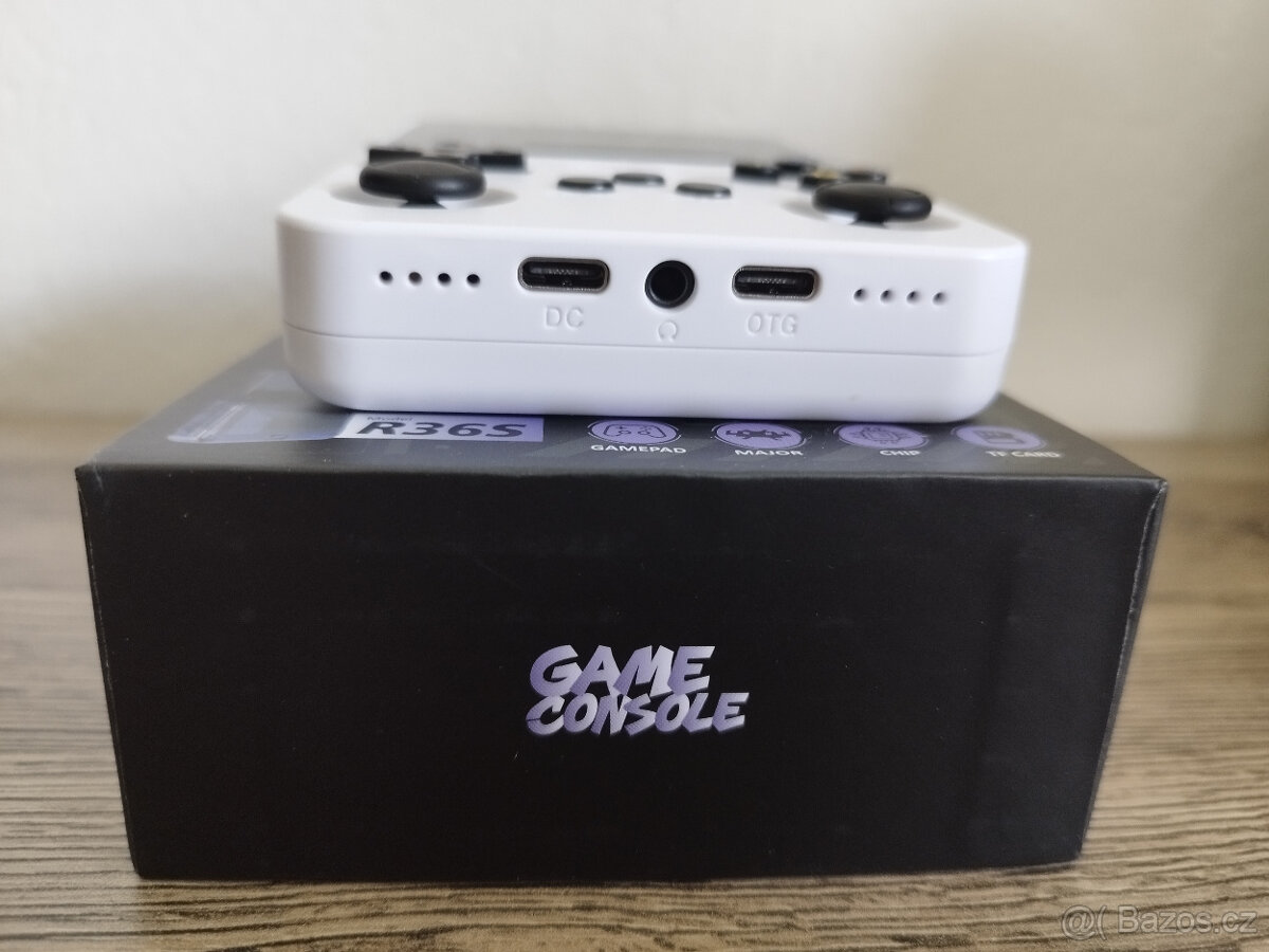Handheld konzole R36S (verze ArkOS 2.0) +15000 her mix barev - 5