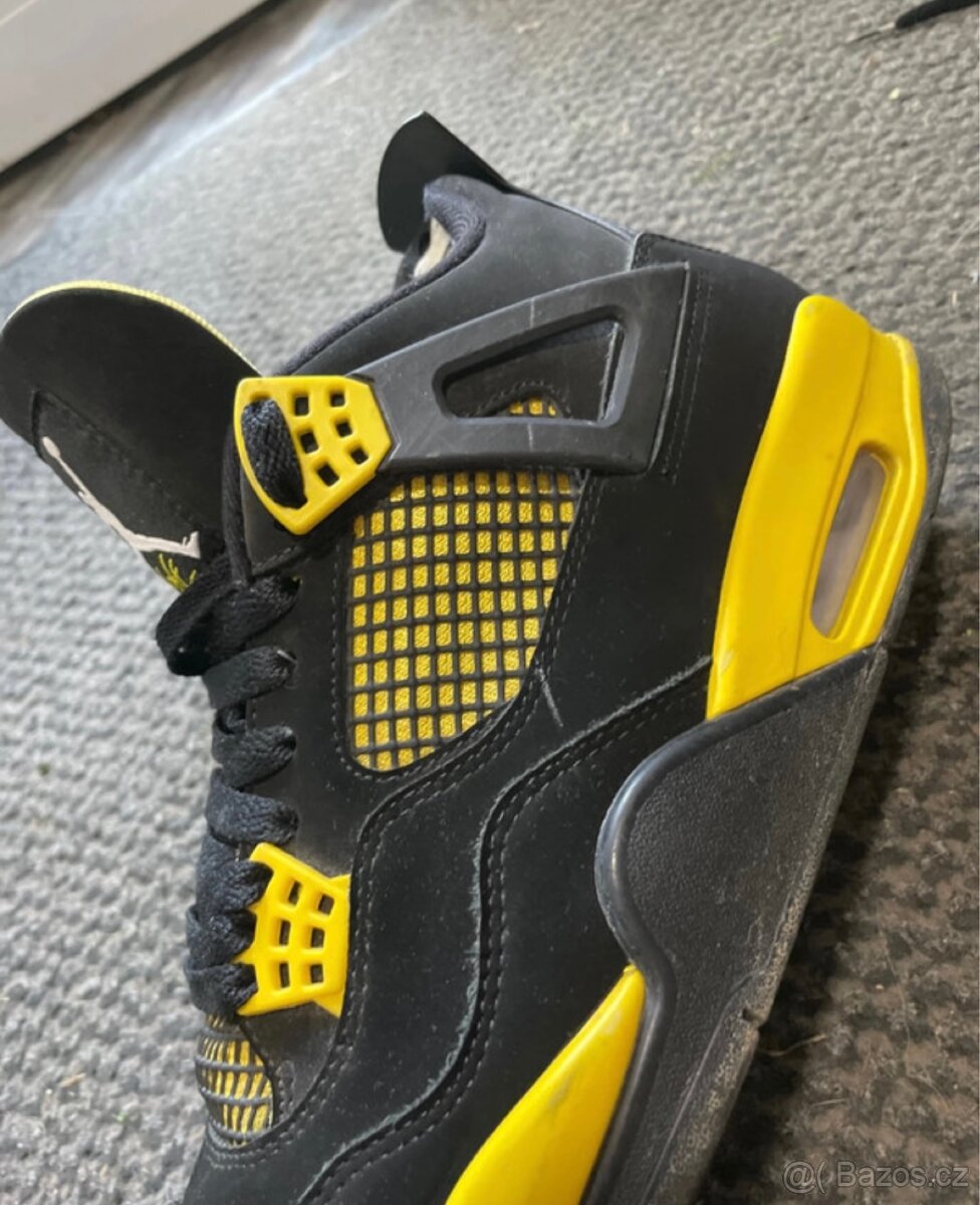 Jordan 4 yellow thunder - 5