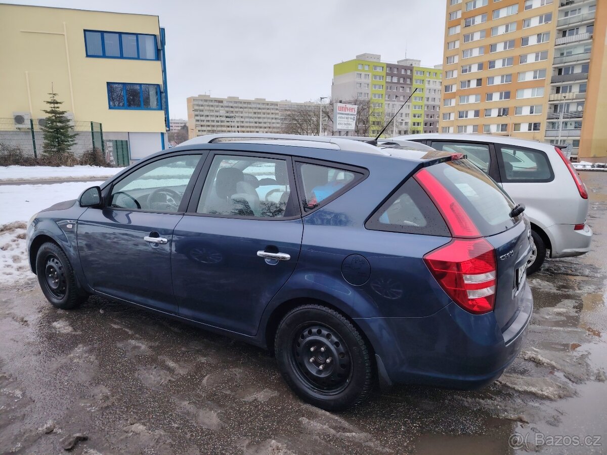 Kia ceed 2007 1,4 benzín - 5