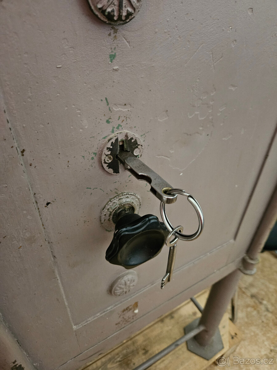 TREZOR - POPELKA - 5