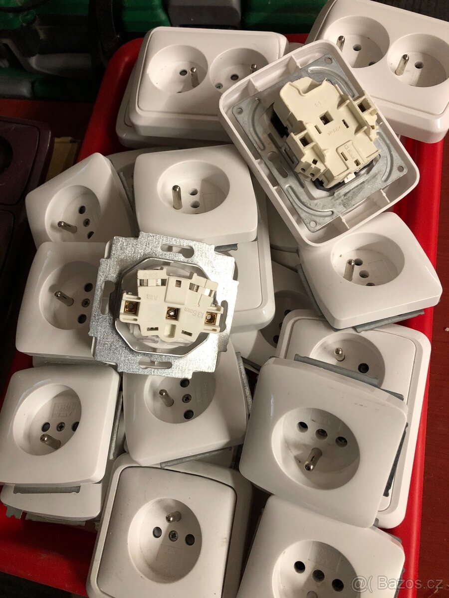 Zásuvky tango ABB - 5