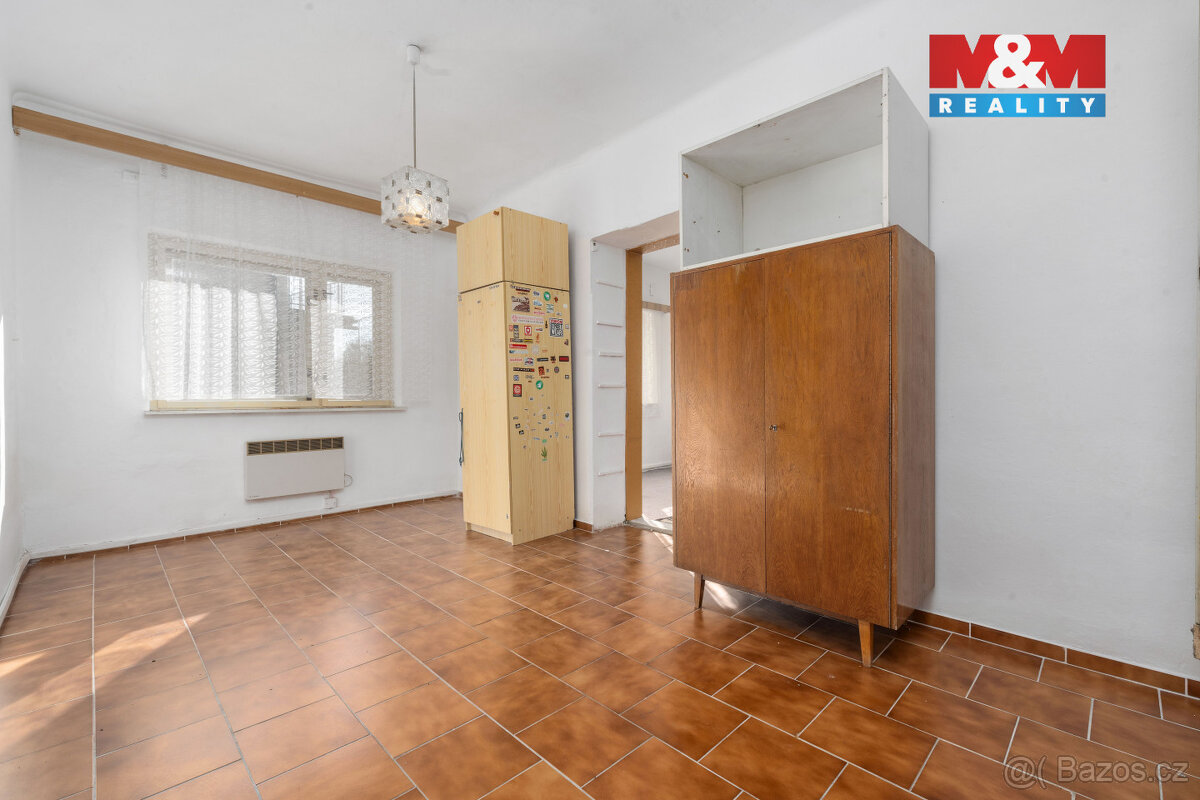 Prodej rodinného domu s garáží, 546 m², Lukavice - 5