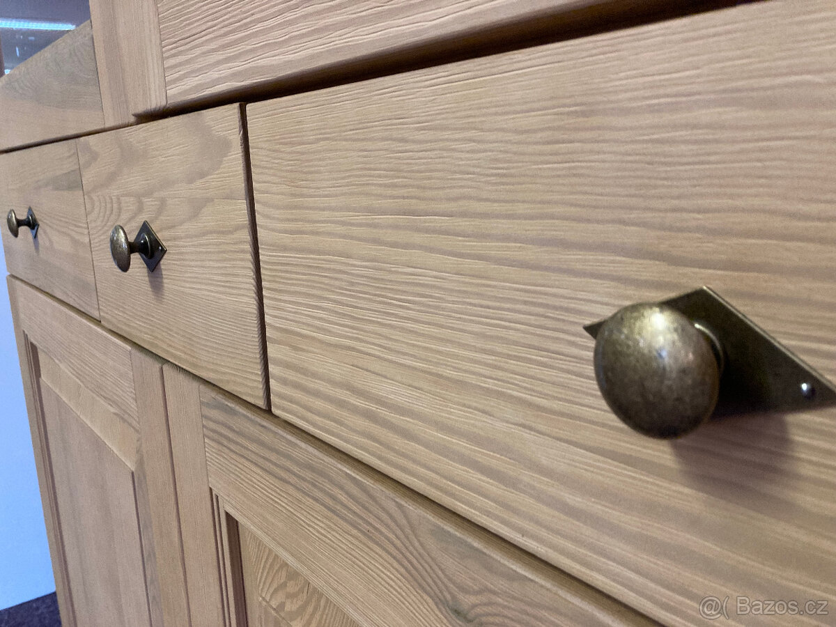 Komoda - 5