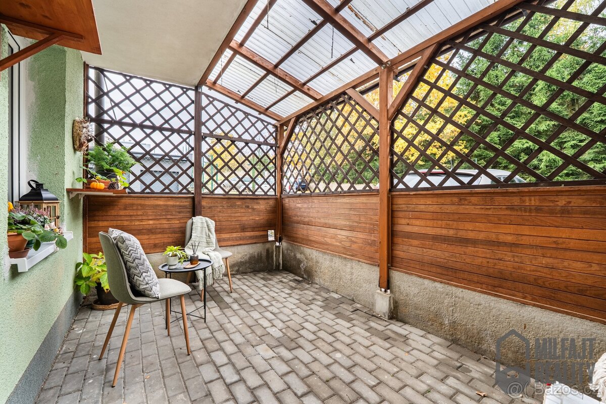 Prodej bytu 2+kk 60 m² s předzahrádkou, Turnov, ev.č. 06797 - 5