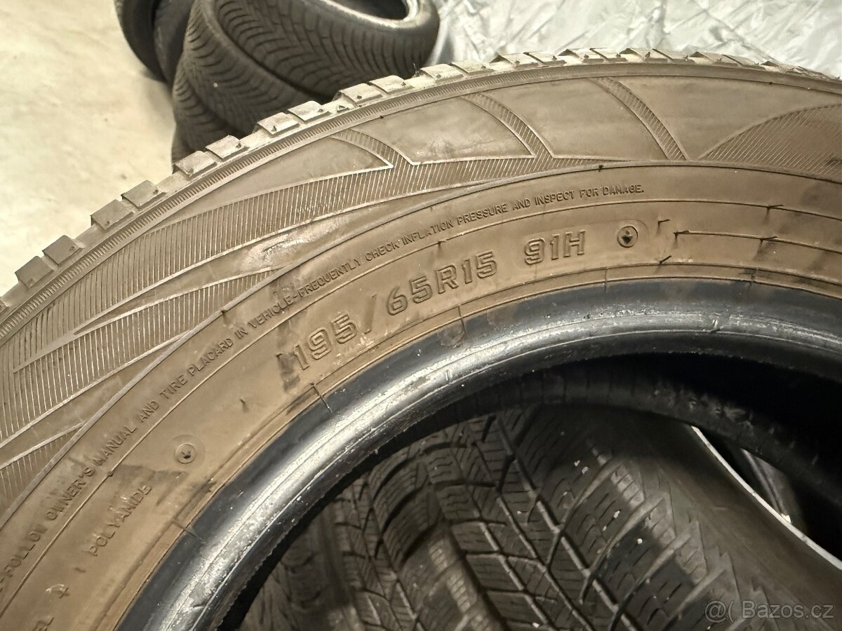 prodám zimní 225/50/17 Continental - 5