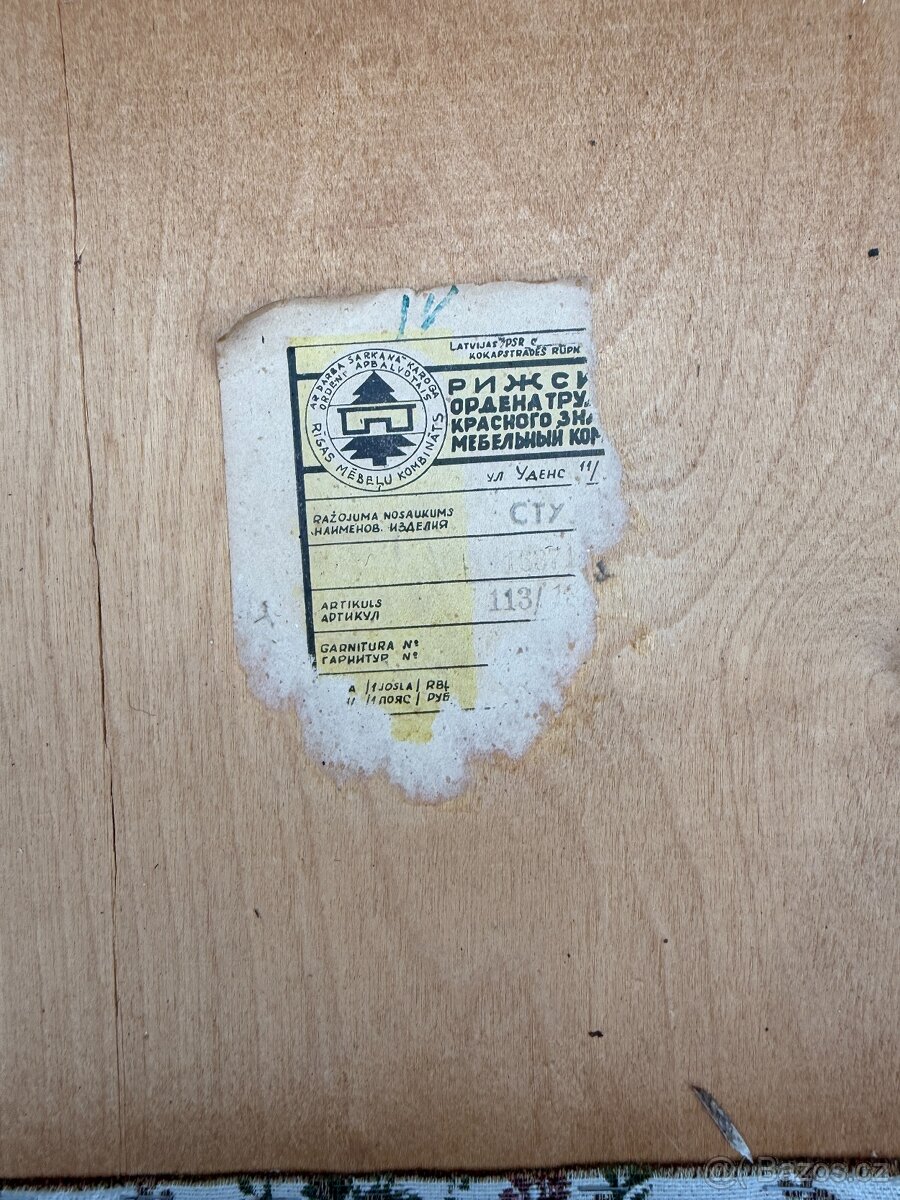 Starožitný Set nábytku - Jídelní stůl + židle - 5