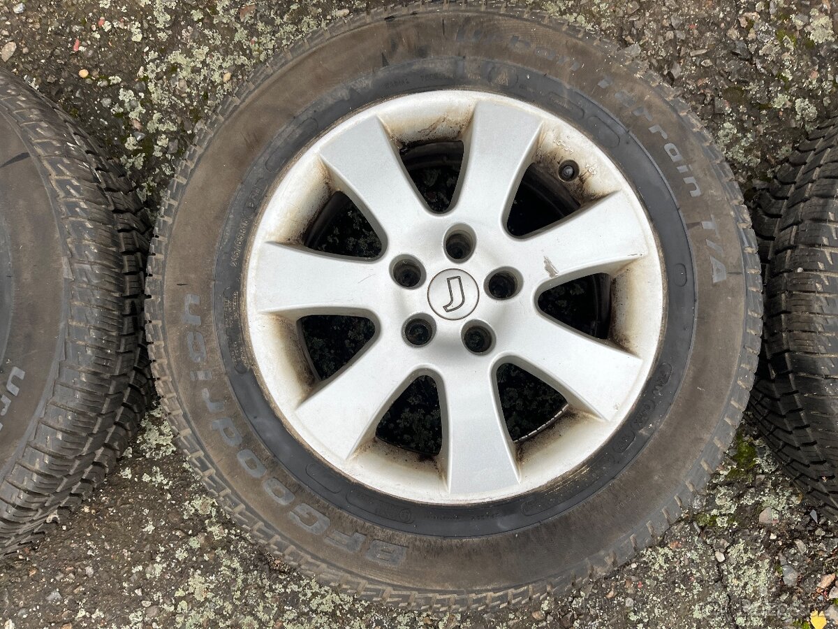 Zimní terénní kola 215/65/16 AT, vzorek 8,5mm 5x112 - 5