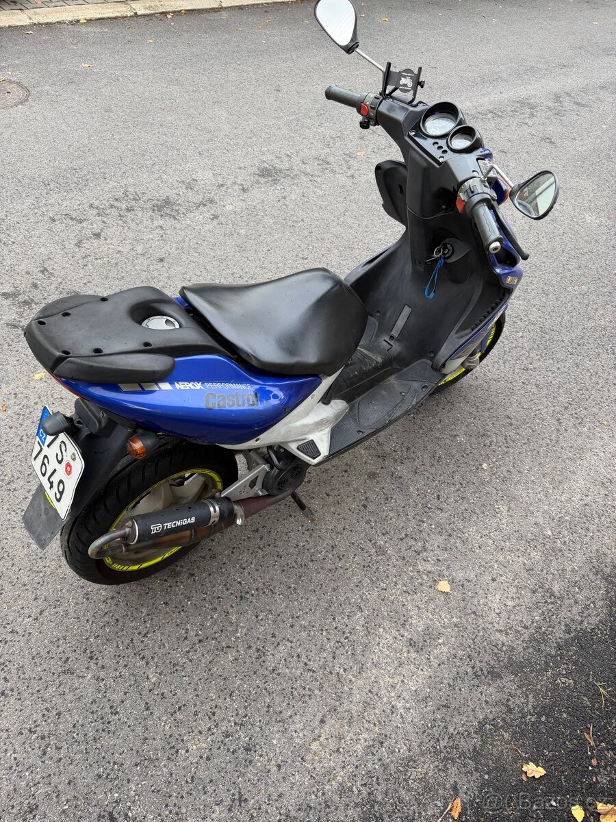Yamaha Aerox 100 - 5