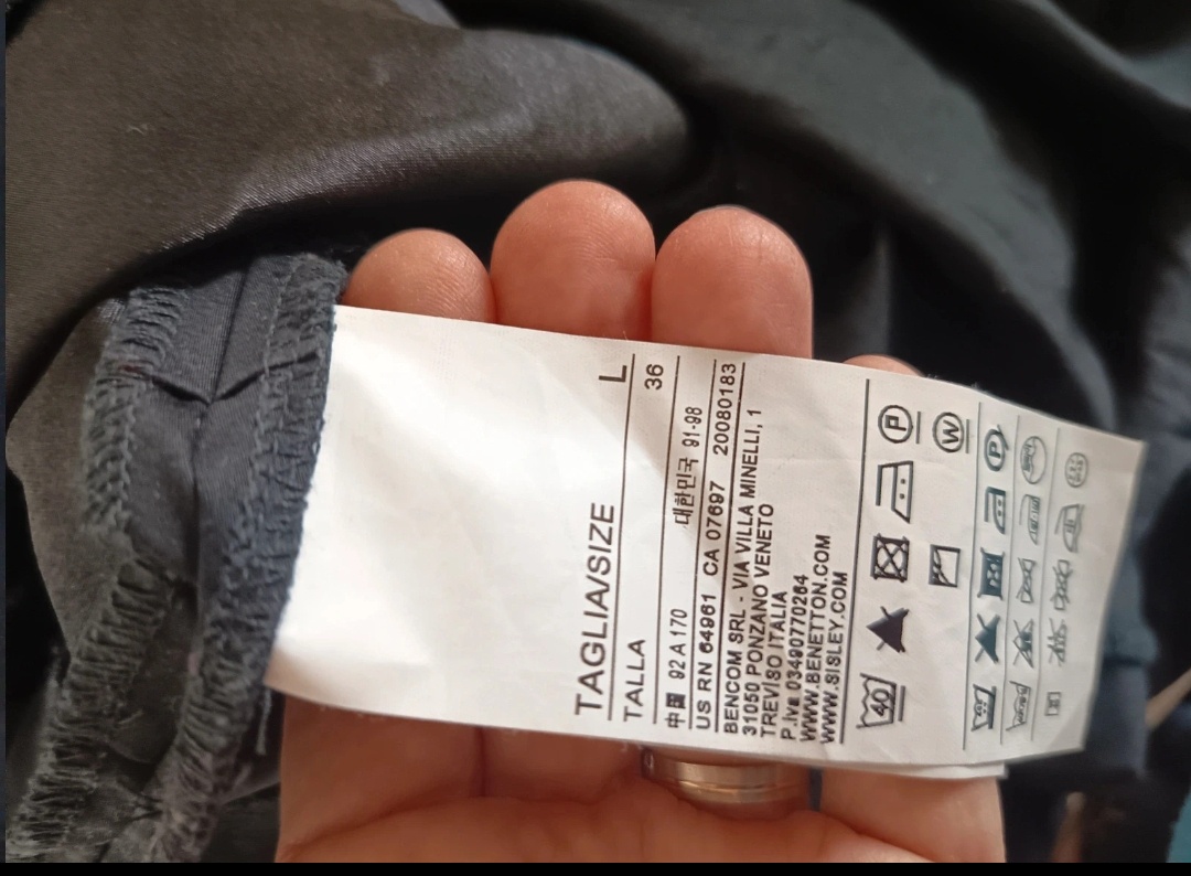 Černé elegantní šaty Sisley L - 5