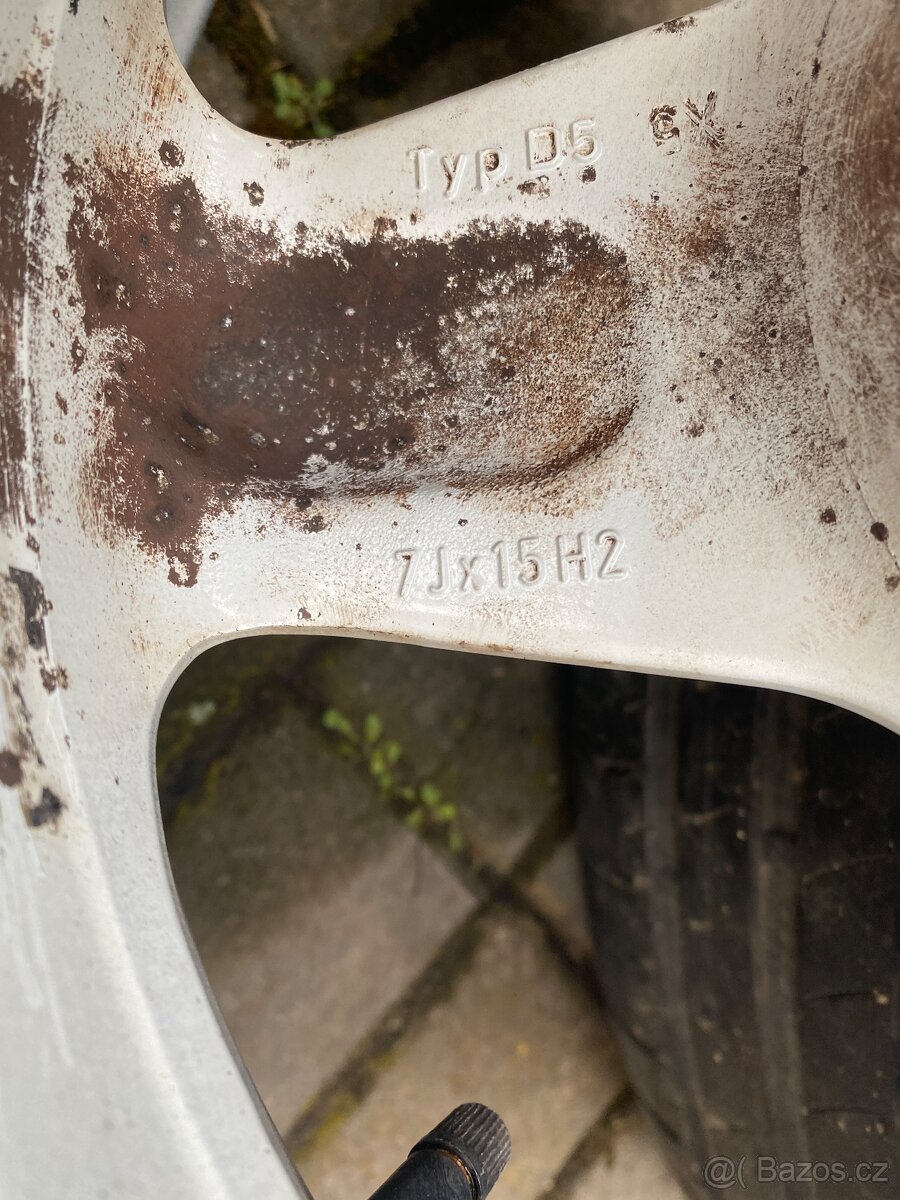Alu kola Dezent 5x100 R15 - 5