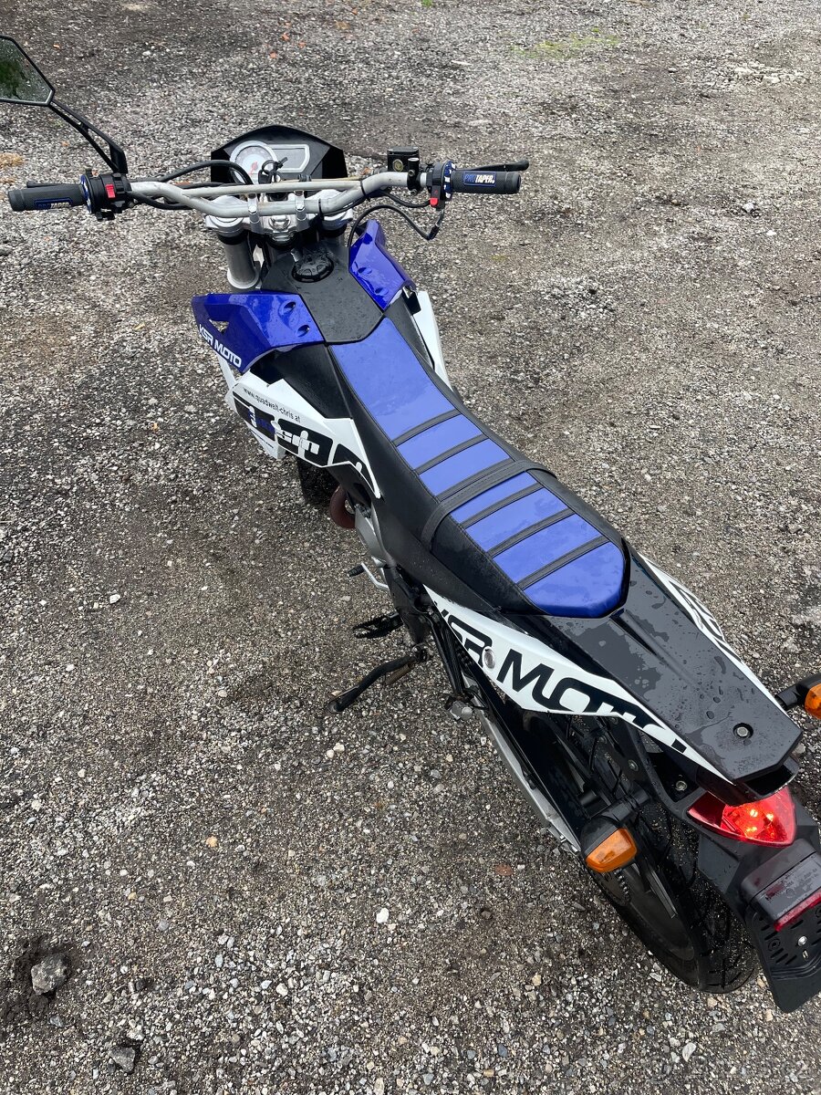 Sm 50