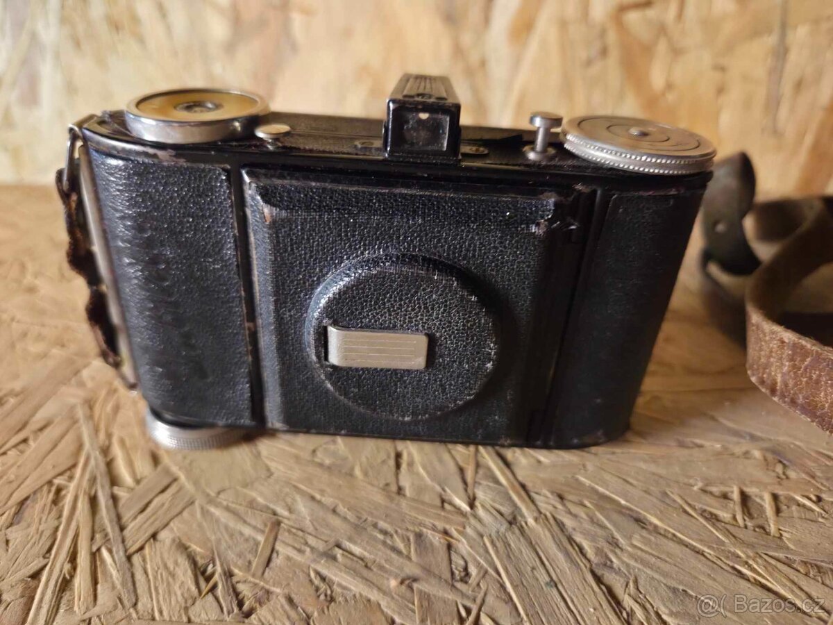 historický fotoaparát - Balda Jubilette - 5