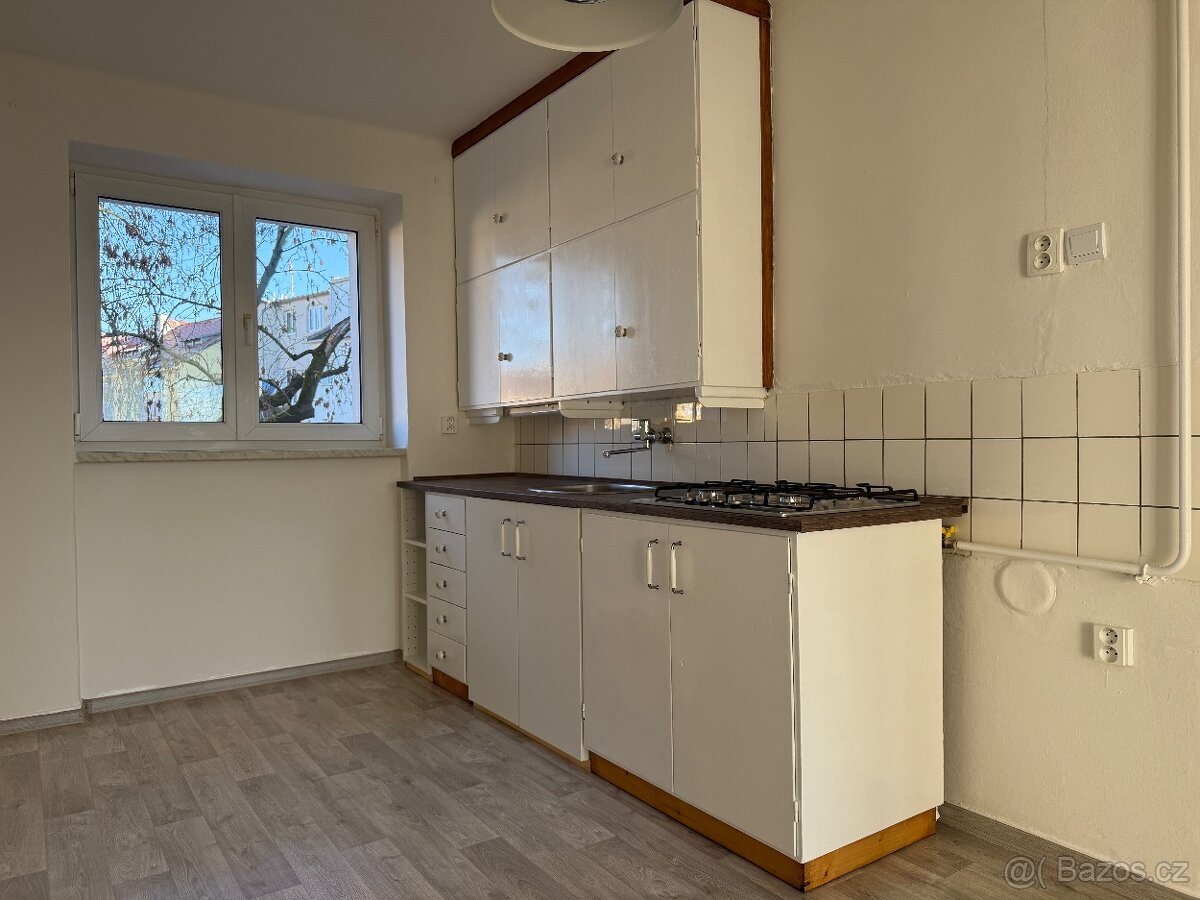 Pronájem bytové jednotky 2+1, Přerov, Velké Novosady - 5