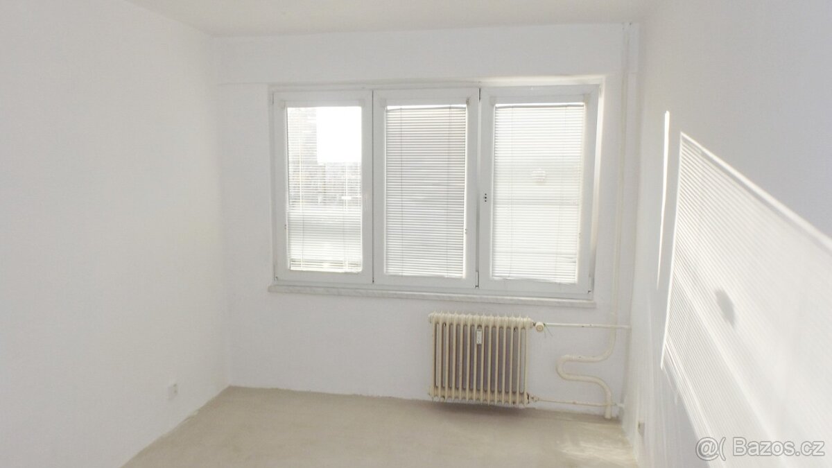 3+1 O.- Zábřeh, Karpatská, 17.000 Kč i s energiemi. Volný. - 5