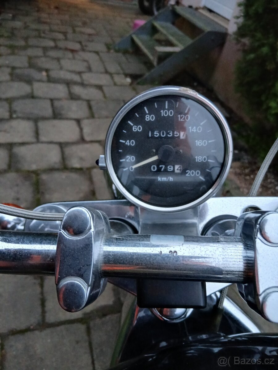 Suzuki VS 1400 Intruder - 5