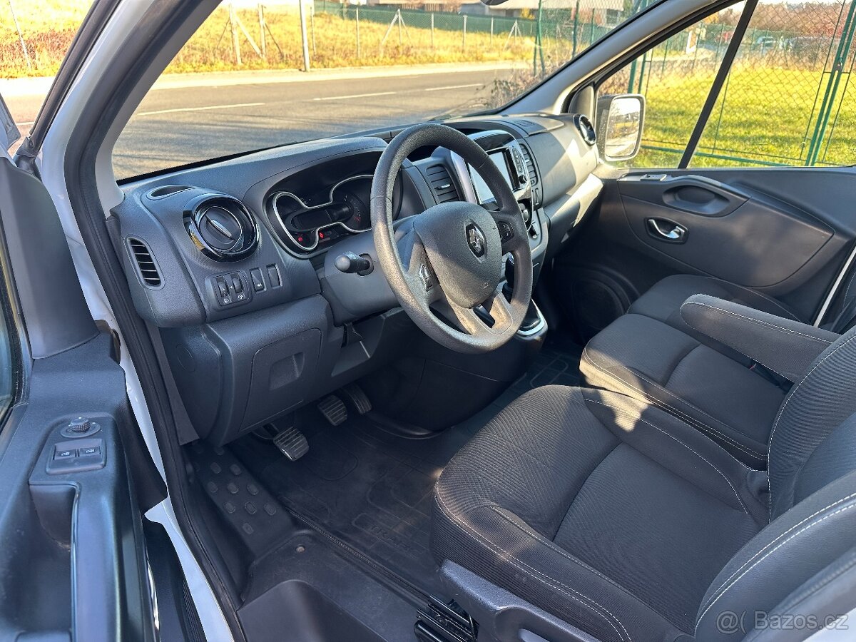 Trafic 2,0 dCi Grand Confort 88kW parkovací kamera - 5