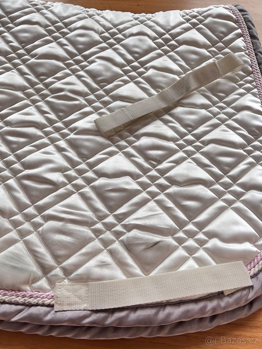 Eskadron offwhite sada - 5