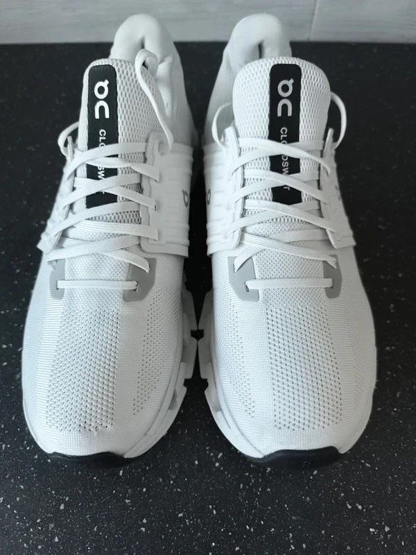 On Cloudswift 4, velikost 47, UK11.5 - 5