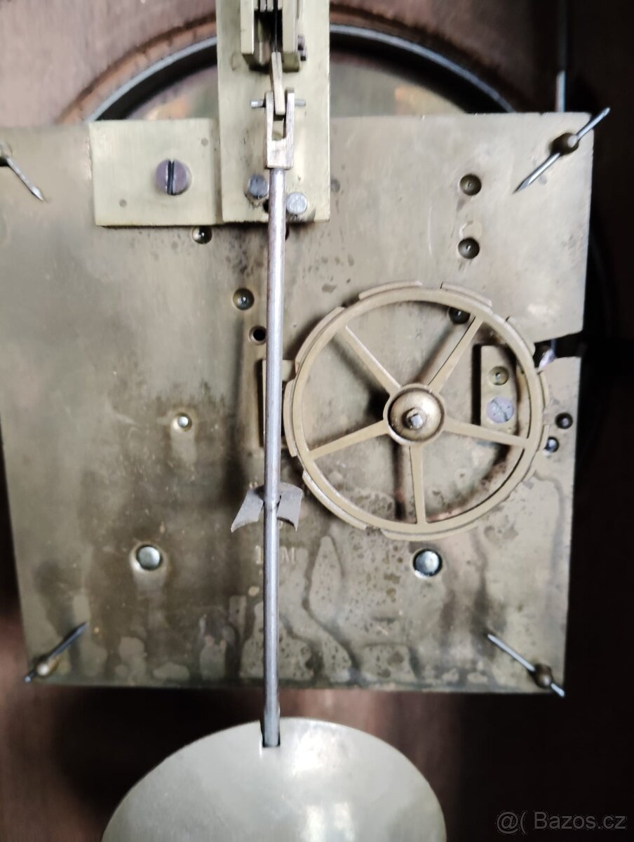 Konzolové dřevěné hodiny.funkční. - 5