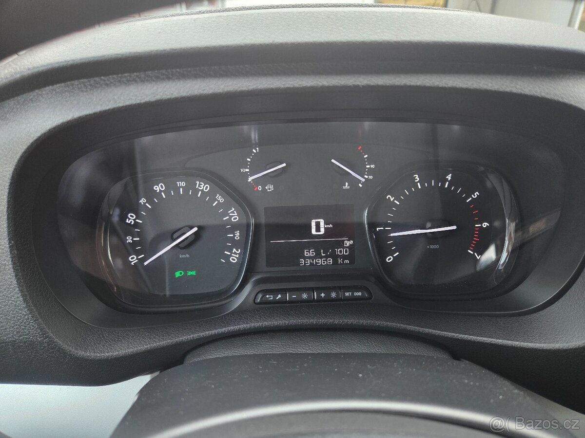 Peugeot Traveller - 5