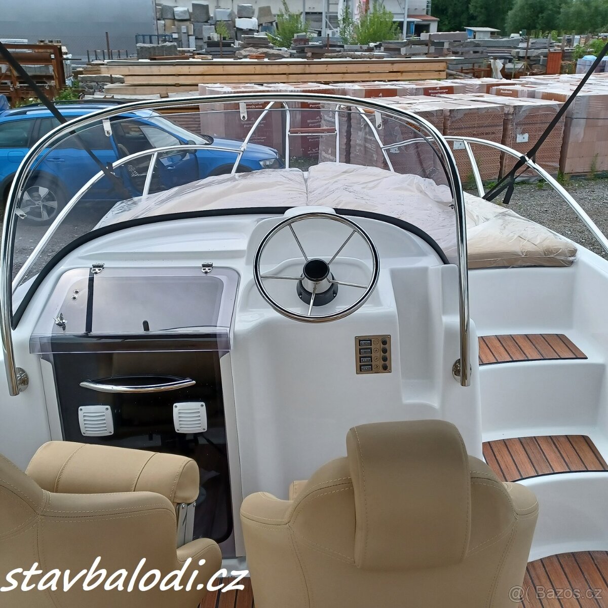 Motorový člun Orion 560 SunDeck - 5