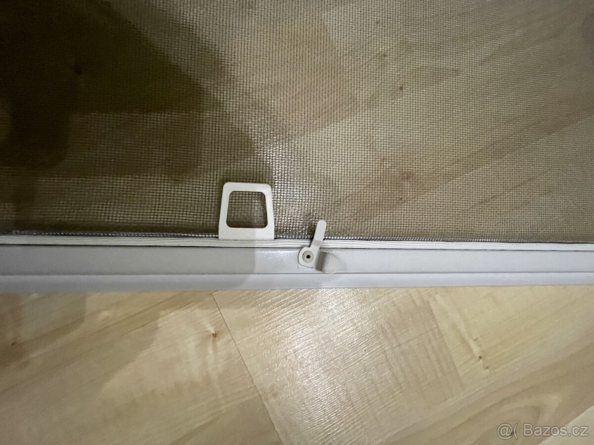 Okenní síť proti hmyzu, 6. kusů do panelákového bytu. - 5