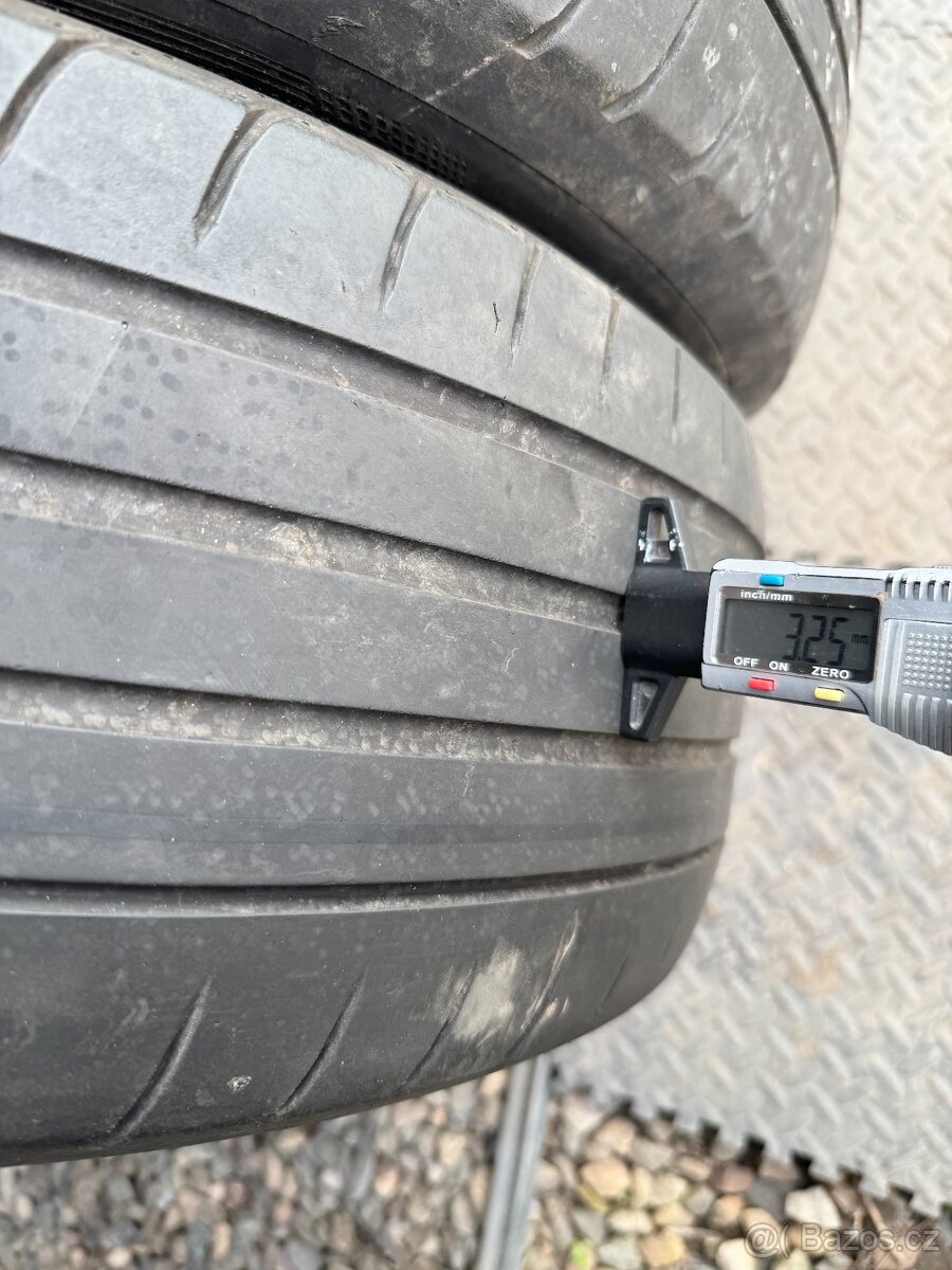 225/55/17 - Goodyear letní sada pneu - 5