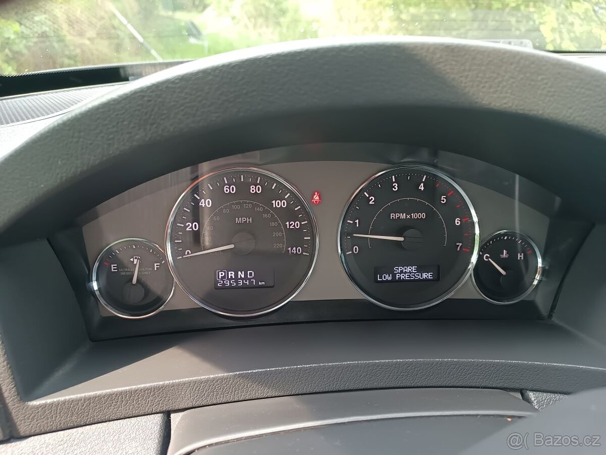 Jeep Grand Cheroke Overland 3.0 CRD r.v. 2008