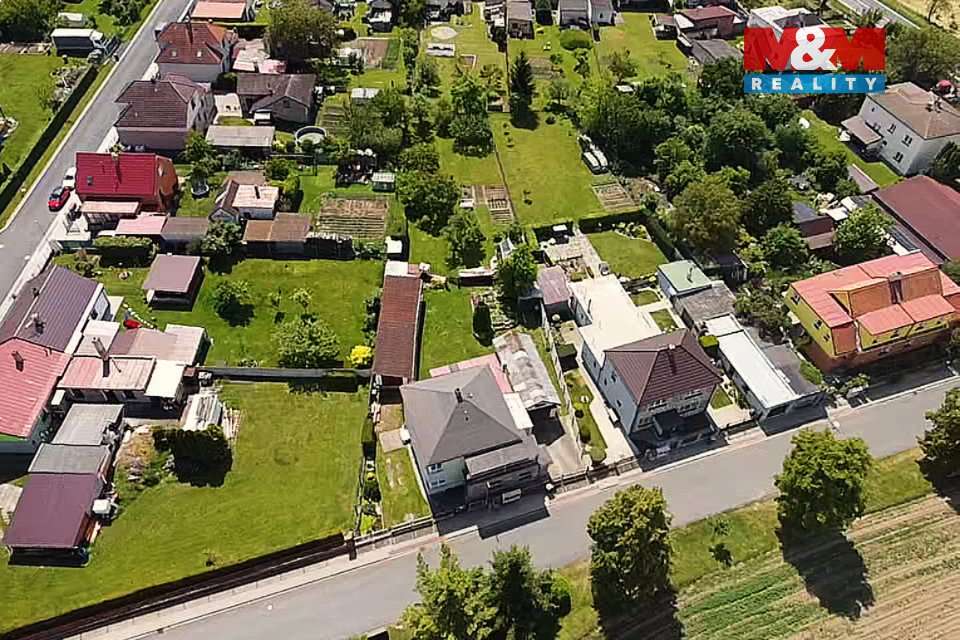 Prodej podílu rodinného domu, Horky, pozemek 1135 m² - 5
