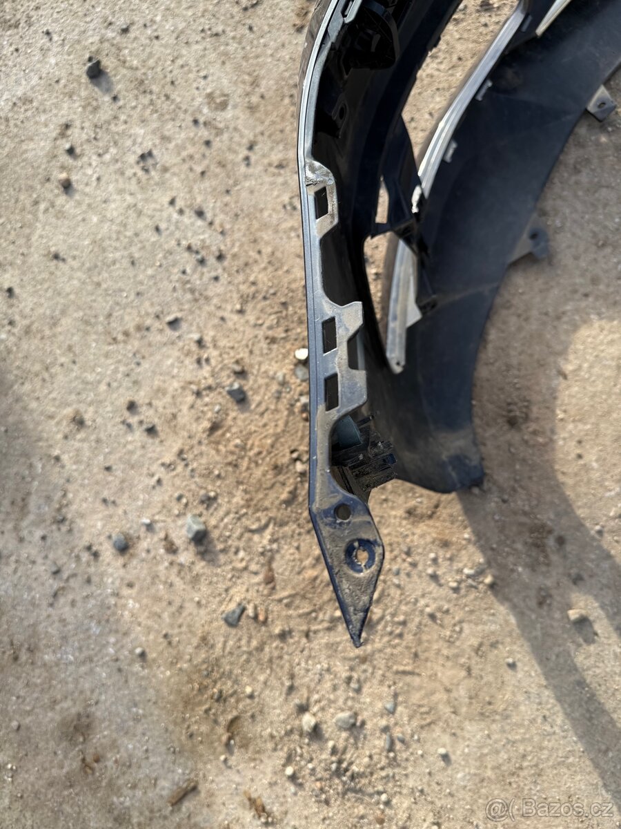 Přední Nárazník a6 c8 - 5