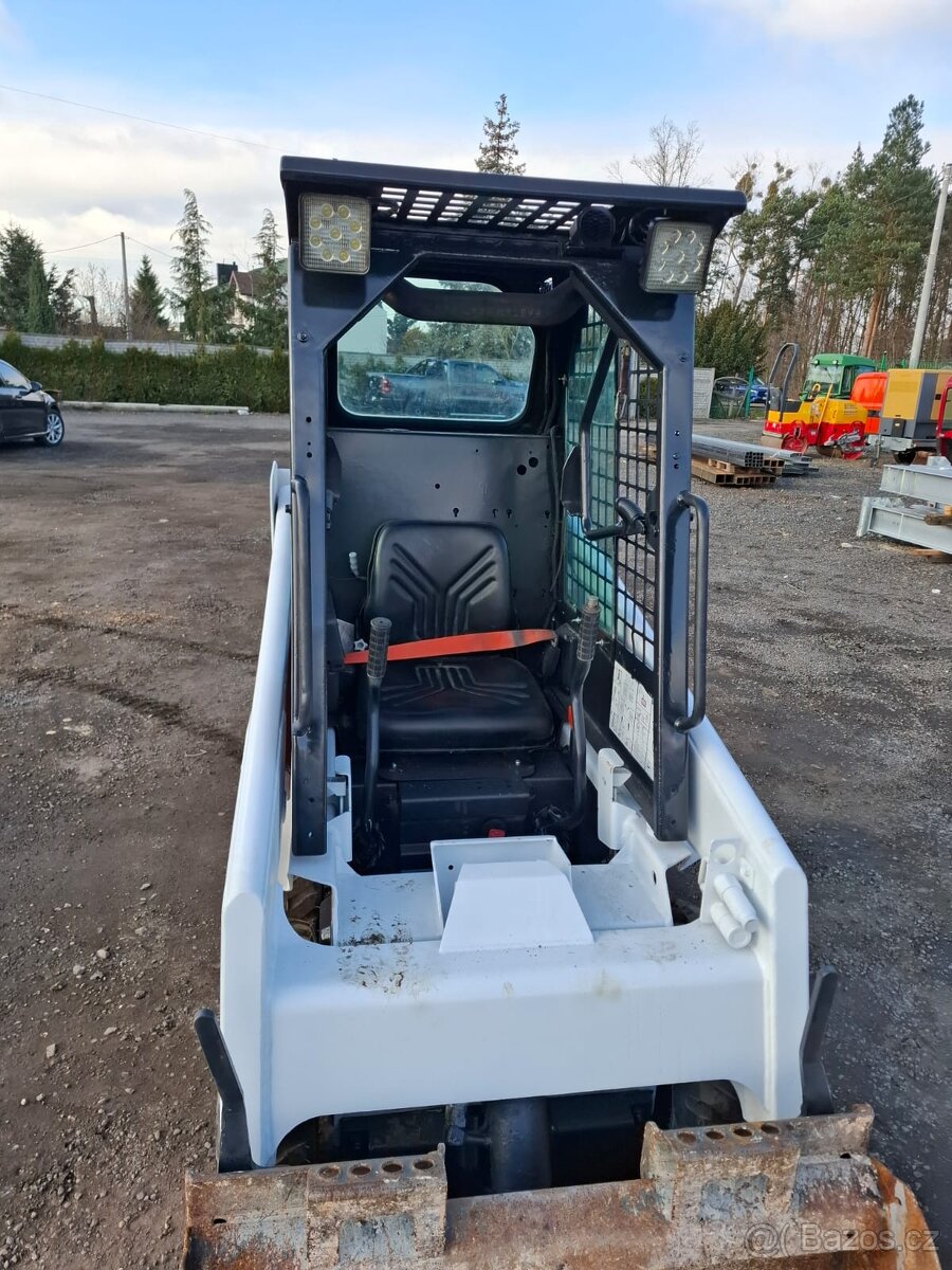 Smykový nakladač BOBCAT S70 2020R - 5