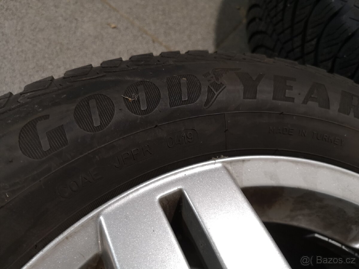 Vw Golf, Bora, Octavia alu + celoroční 195/65/15. - 5