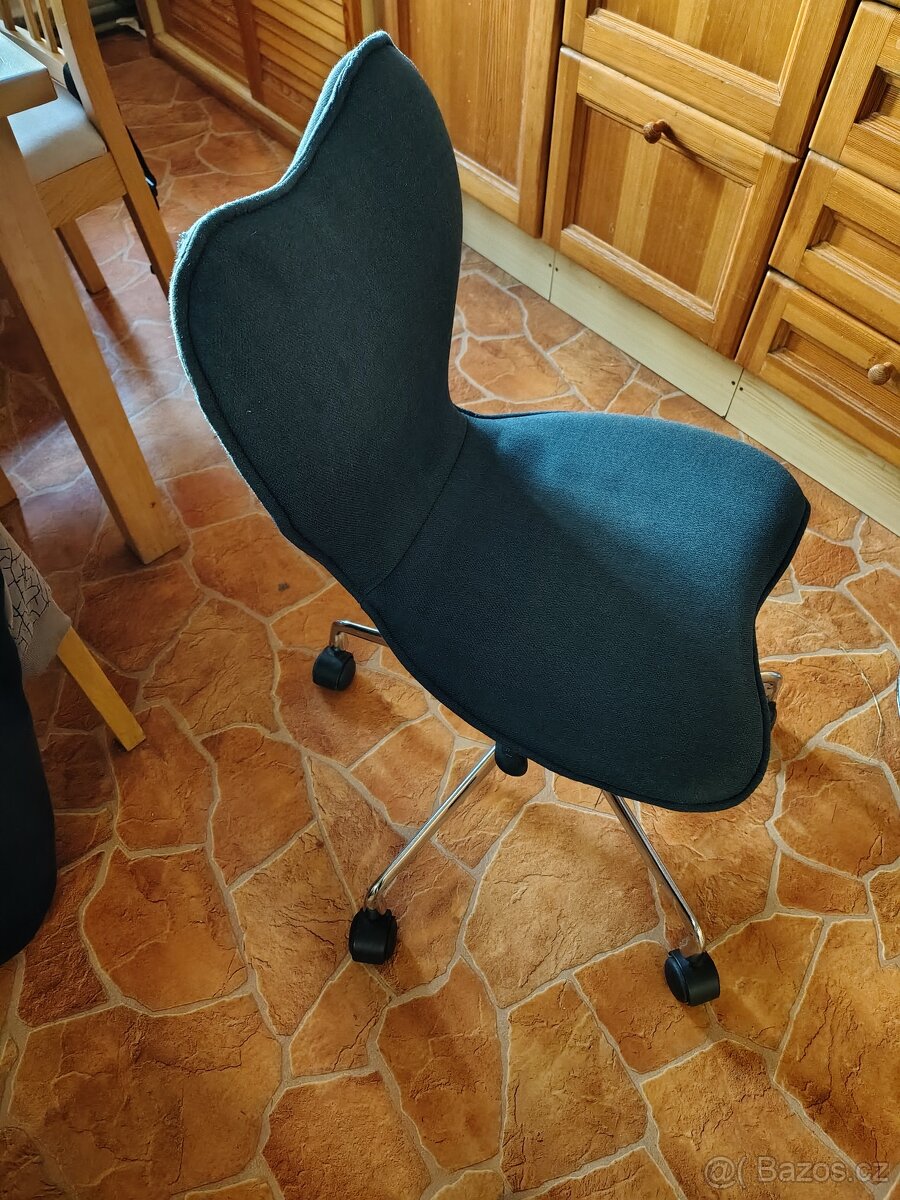 Dětská otočná židle k psacímu stolu - 5