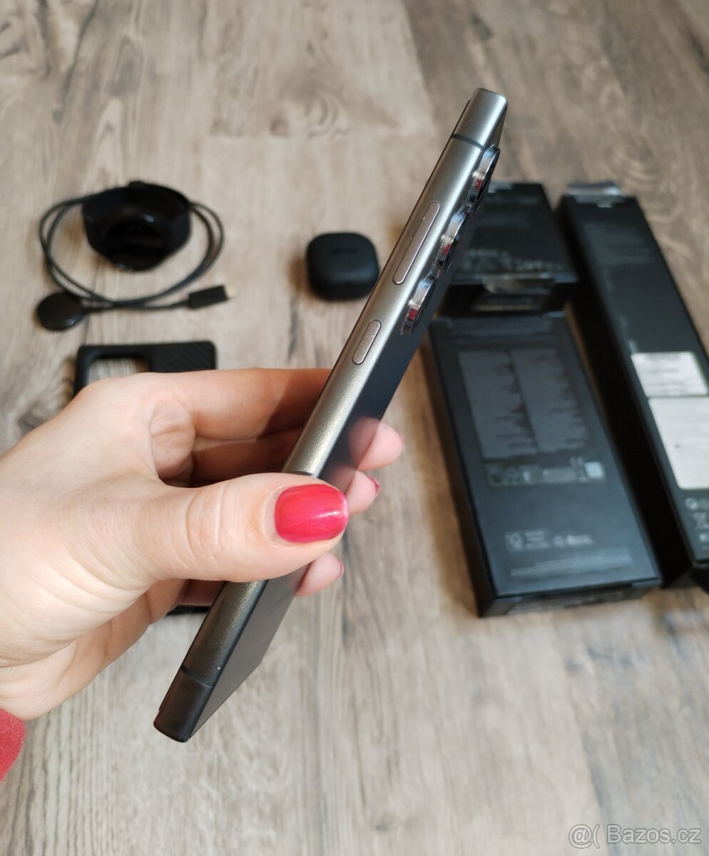 Samsung Galaxy S24 Ultra černý - 5