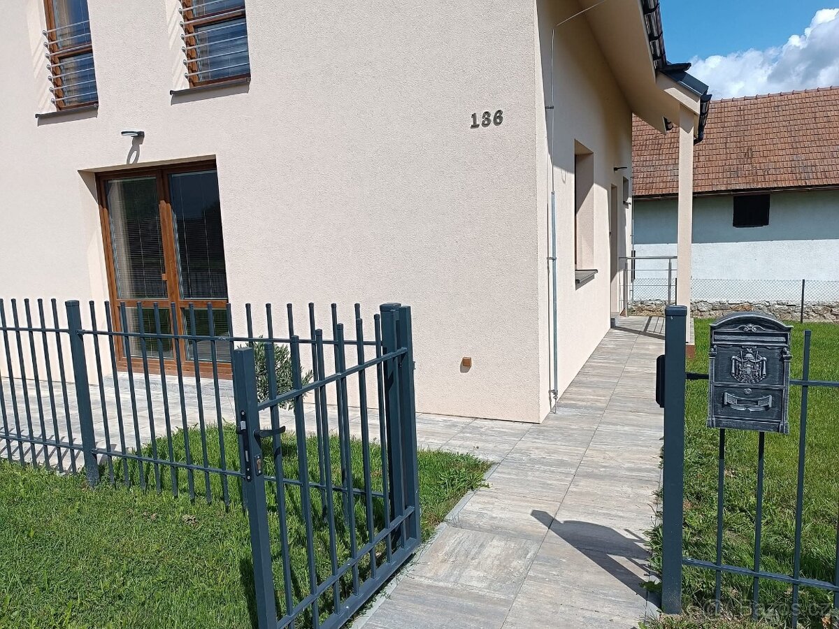 Pronájem Rodinného domu - 5