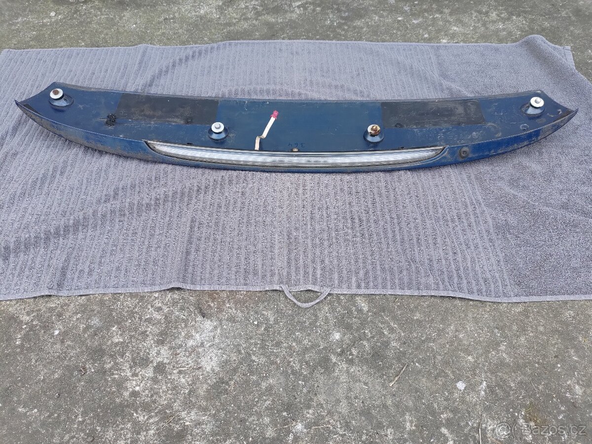 Bmw E46 touring po FL spoiler s brzdovým světlem (stříška) - 5