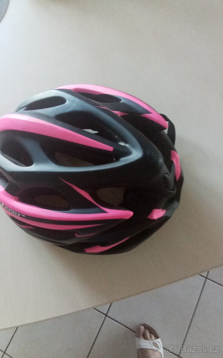 DÍVČÍ PŘILBA NA KOLO PRO -T PLUS - 5