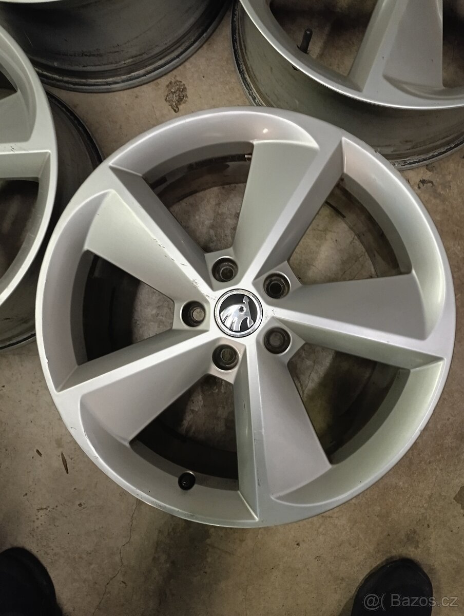 Kola škoda 5x112 R18 - 5