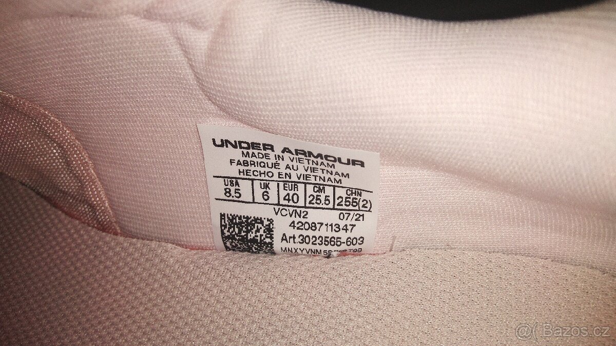 Tenisky Under Armour 40 a 41 - 5