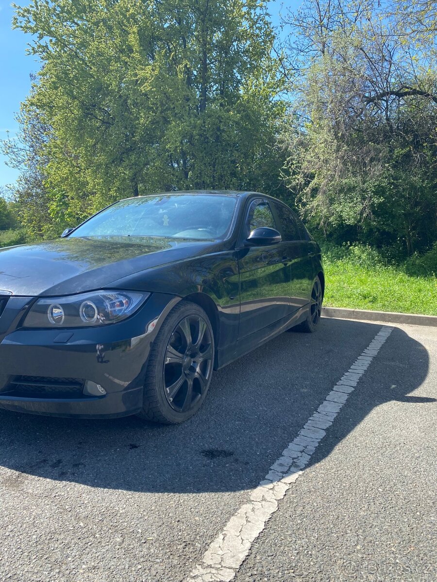 BMW E90 320D - 5