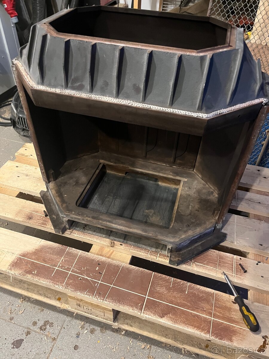 Celolitinová krbová vložka s panoramatickým sklem - 5