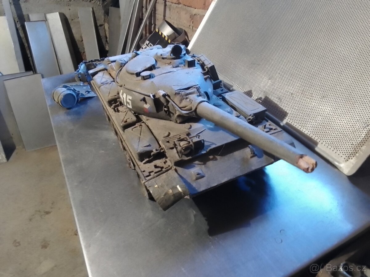 Model tanku T -55 - 5