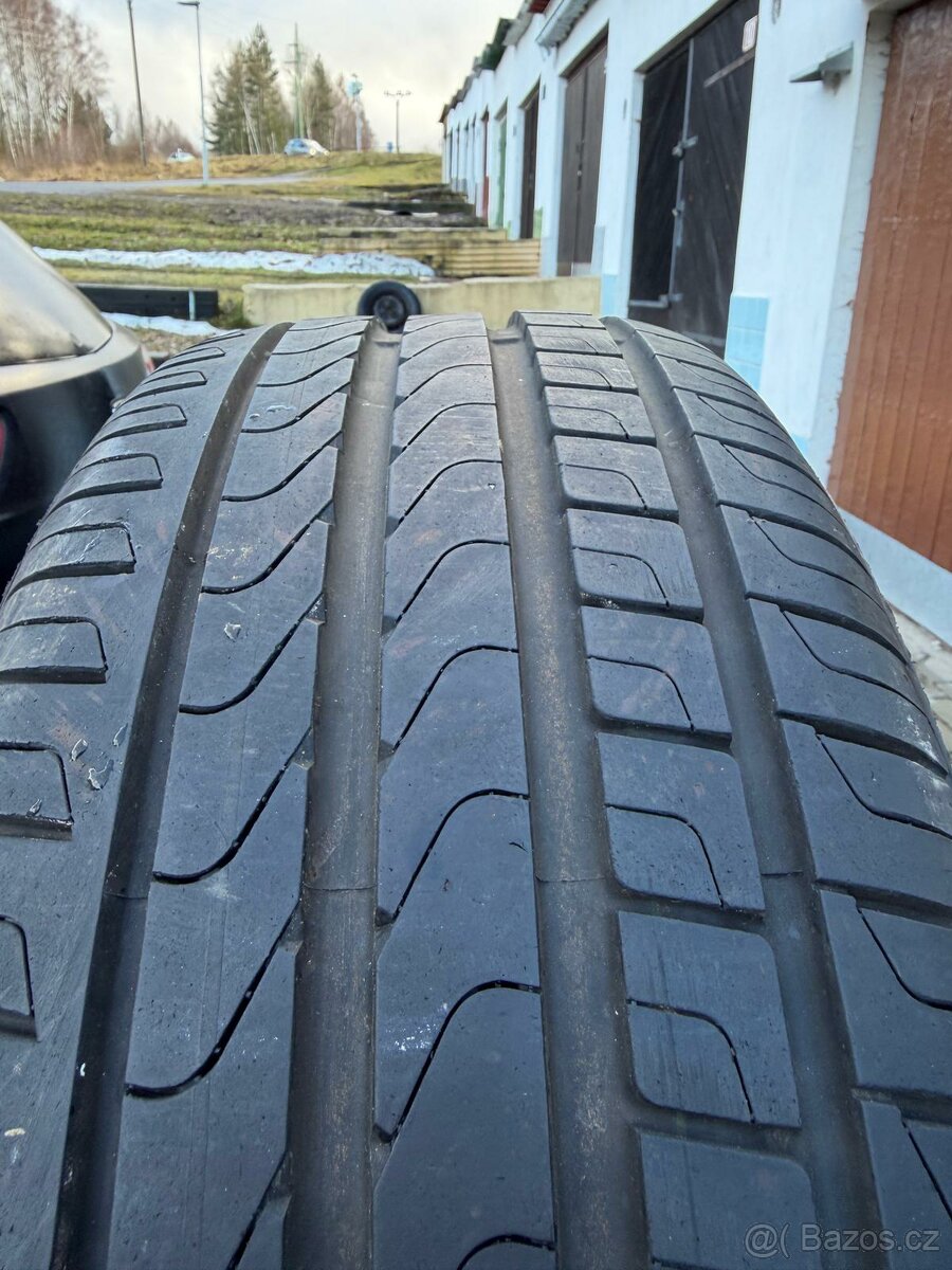 225 50 R16 Pirelli - 5