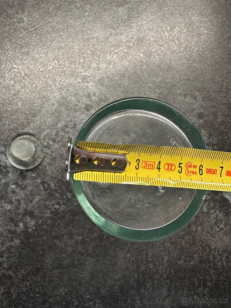 Skleněné lékařské dózy z 19. století - 5