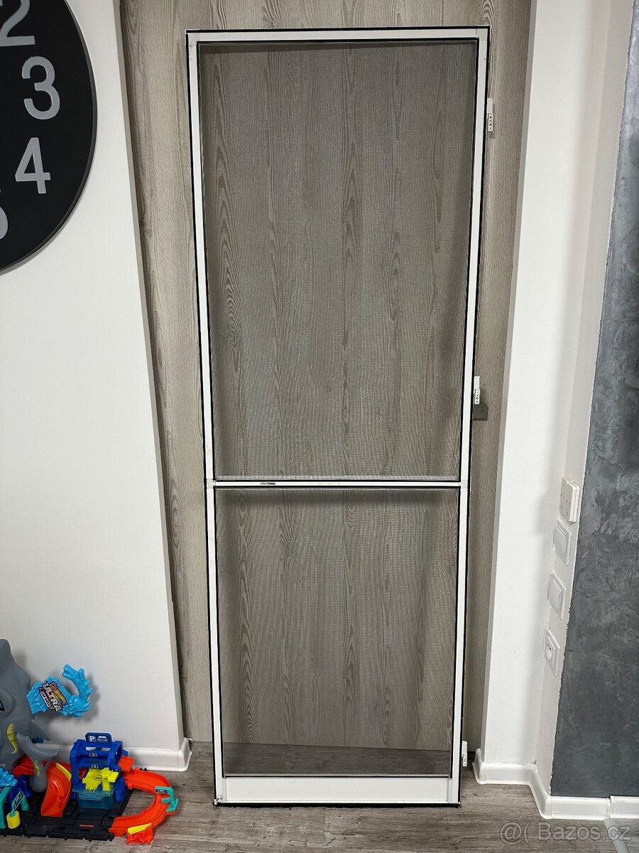 Dveřní síť proti hmyzu - 5