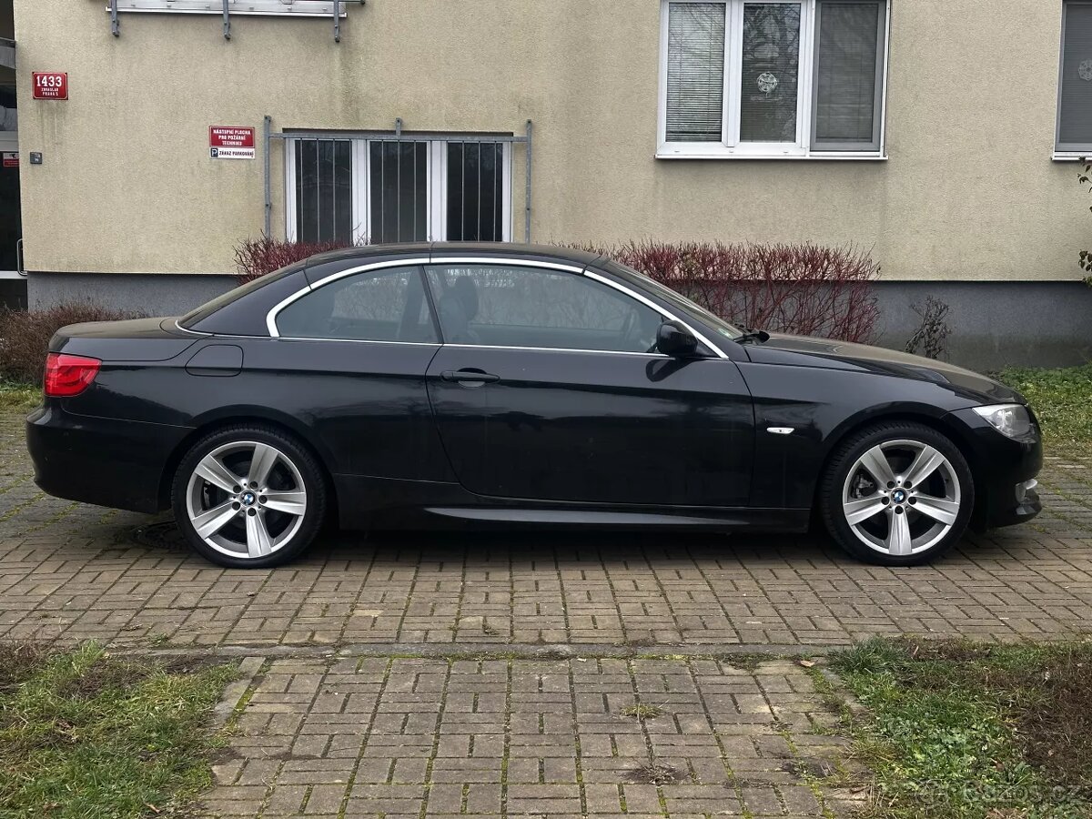 BMW Řada 3 E93 320D 135kW Cabrio Xenony Kamera Kůže Tempomat - 5