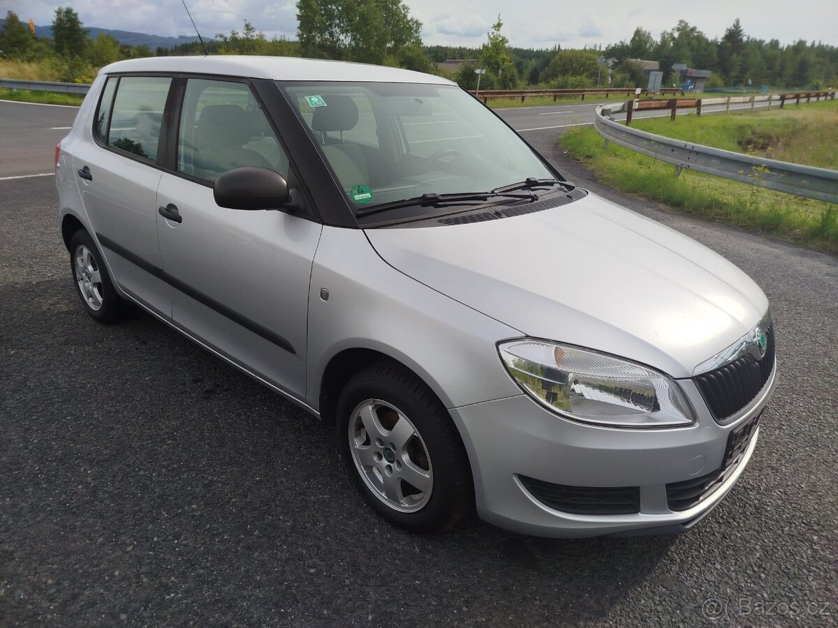 ŠKODA FABIA 1.2i.r.v.2011...138 t.km..TOP AUTO - 5