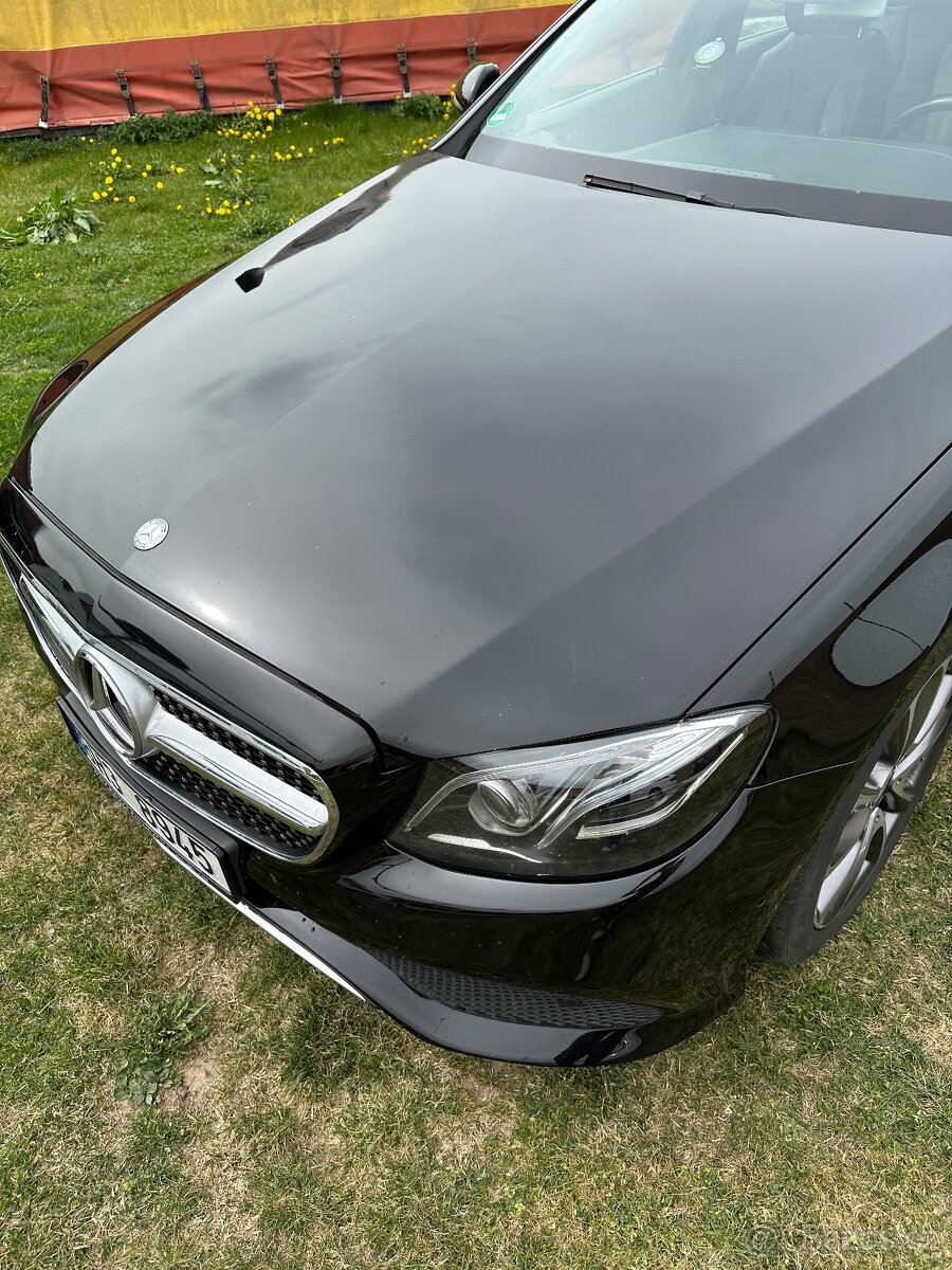 Mercedes-Benz E-class - 5