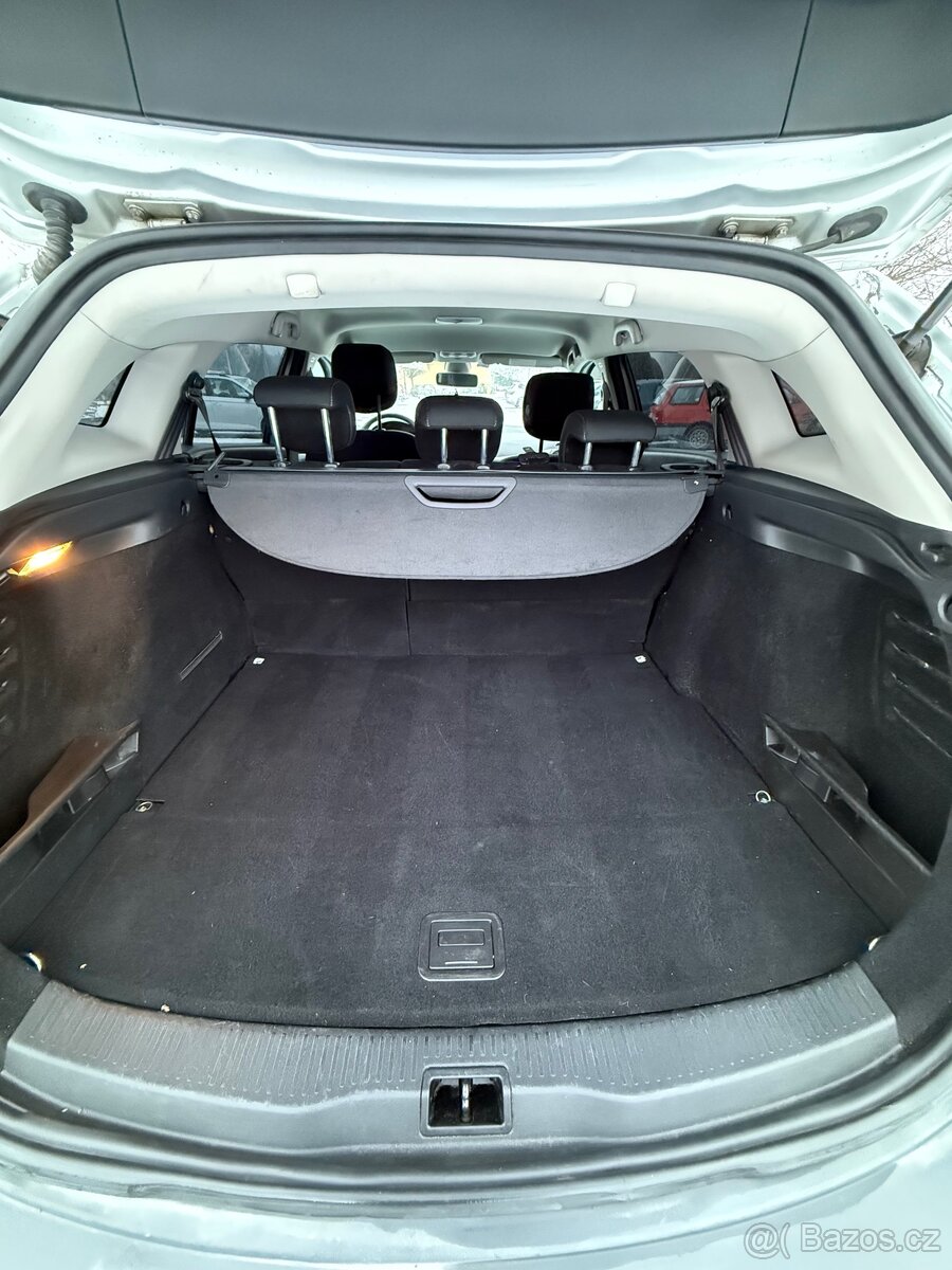 Renault Mégane 1.5 Dci keyless, servis, nová STK - 5